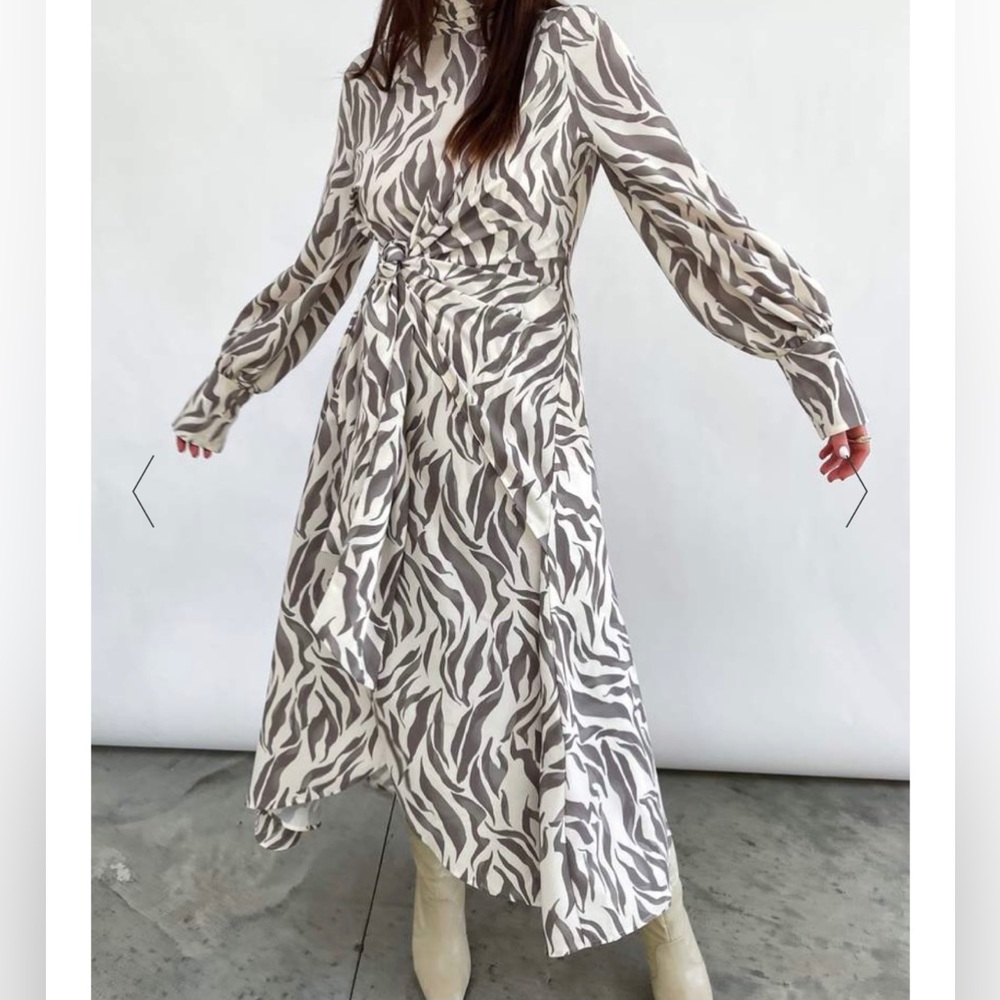 Pretty Lavish Wrap dress